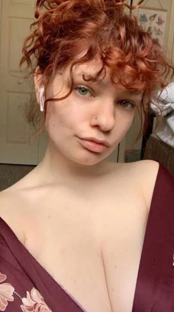 vmgnkmjd, 23 years old from United Kingdom