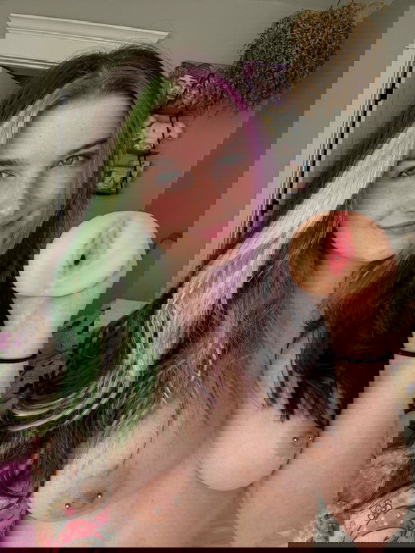 vofahe6550, 18 years old from Australia