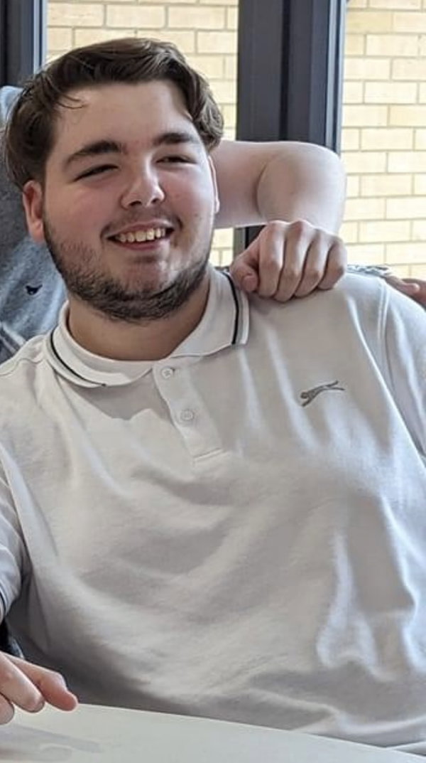 walbz, 21 years old from United Kingdom