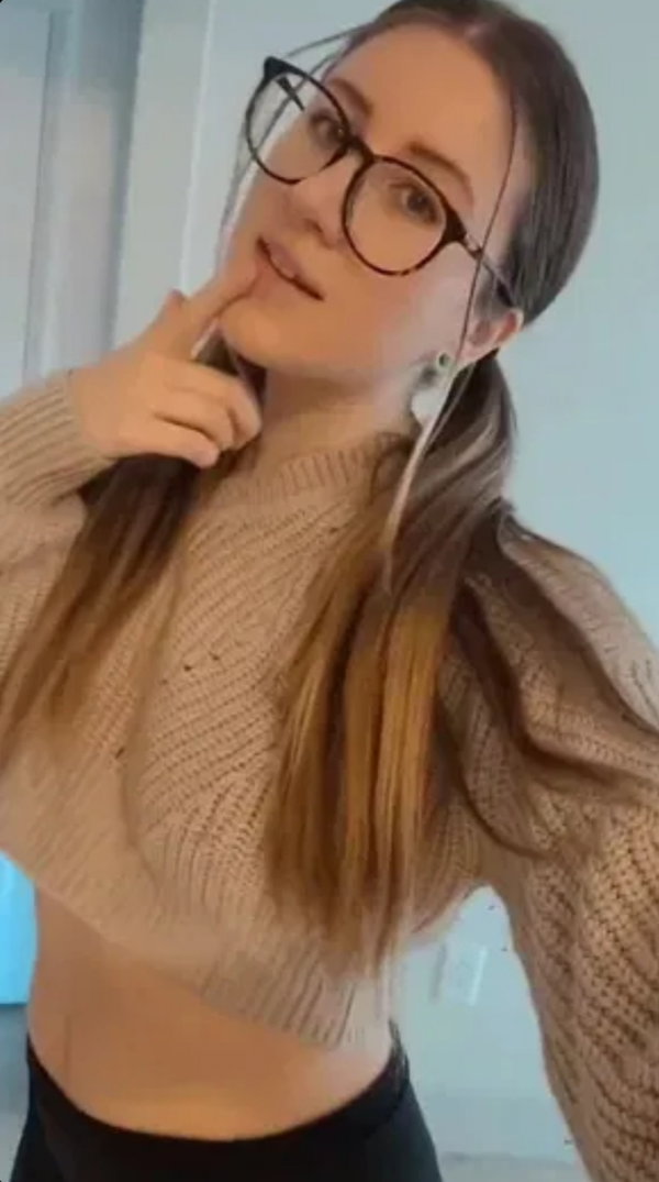 warecn, 23 years old from United States