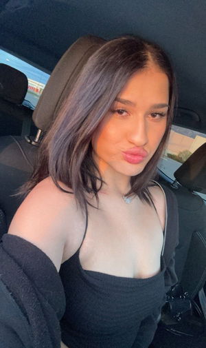 webikiv654's Profile Photo