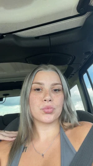 weirrliyah, 27 years old from Germany