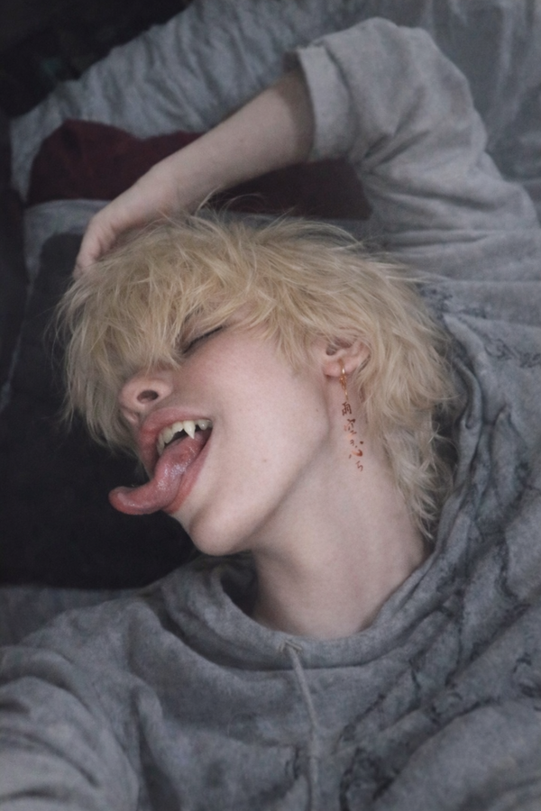 woolffgaming63, 18 years old from United Kingdom