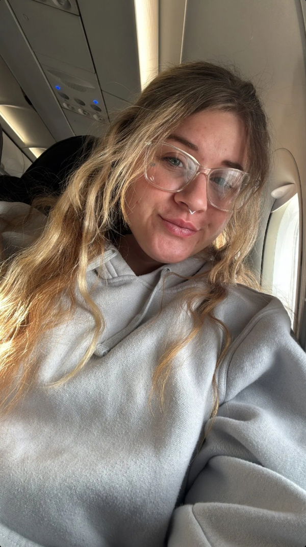 xebolixi, 23 years old from United States