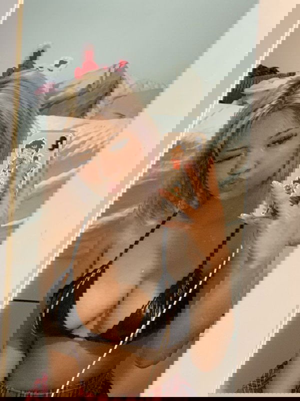 xelob40355, 20 years old from United States