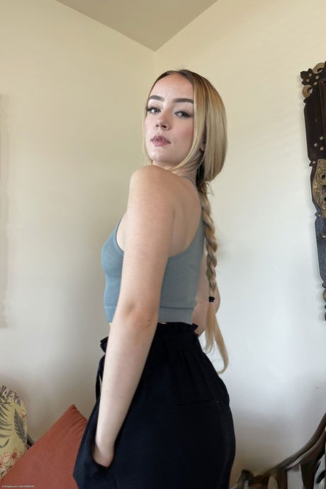 yahosex239, 22 years old from United States