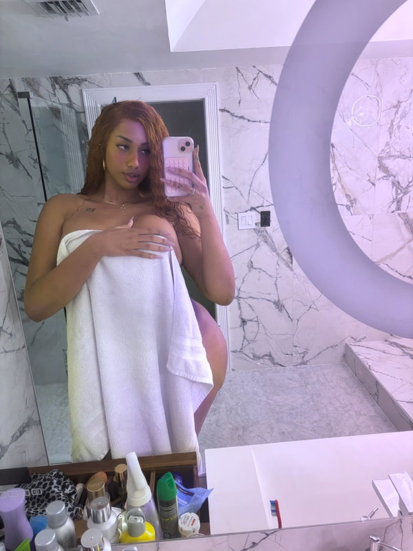 zbrfxwrsexy777, 18 years old from Australia
